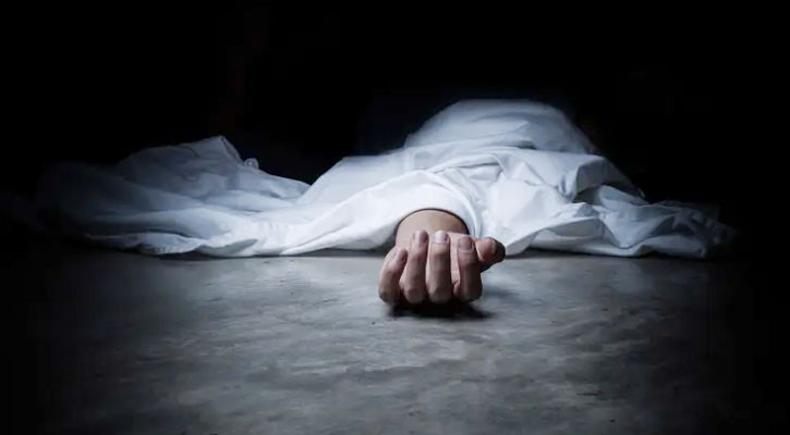 খালে মিলল নারীর অর্ধগলিত লাশ