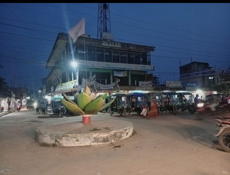 বাঘাইছড়িতে সন্ধ্যা ৬টার পর দোকান বন্ধ—প্রশাসনের নির্দেশে সাড়া ব্যবসায়ীদের