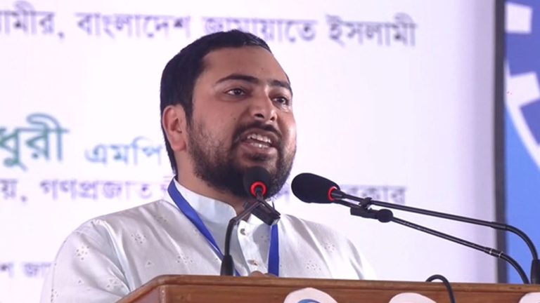 জুলাই সনদ ও গণভোটের দাবিতে রাজপথে নামার হুঁশিয়ারি নাহিদের