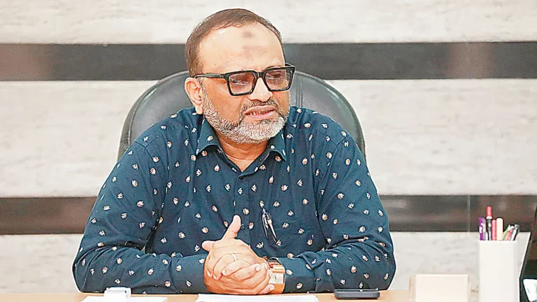 গ্রামীণ বিশ্ববিদ্যালয়ের পরামর্শক হলেন ঢাবির সাবেক ভিসি নিয়াজ আহমদ