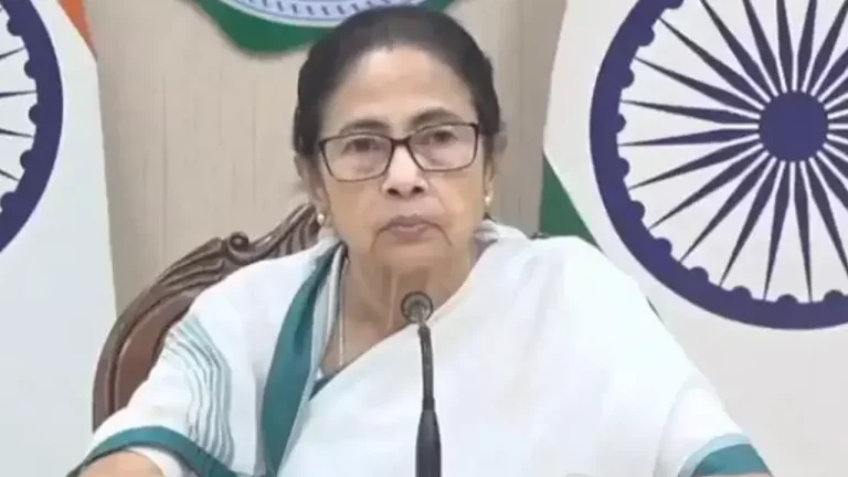 ফলাফল ঘিরে বিজেপির কৌশল নিয়ে বিস্ফোরক মন্তব্য করলেন মমতা